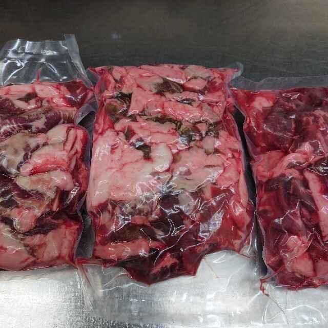 オーストラリア産アンガス種 端材牛スジ5キロ 食品/飲料/酒の食品(肉)の商品写真