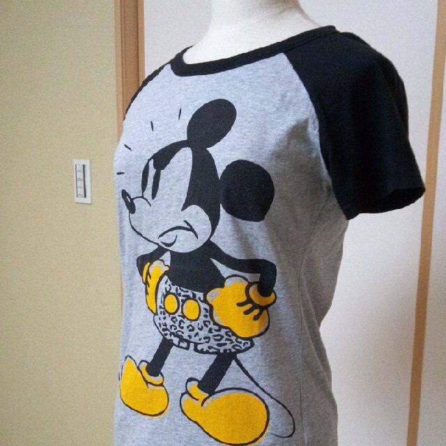 【着用回数1回】東京ディズニーシー　ラグラン　Tシャツ　ミッキー　レオパード　Ｌ レディースのトップス(Tシャツ(半袖/袖なし))の商品写真