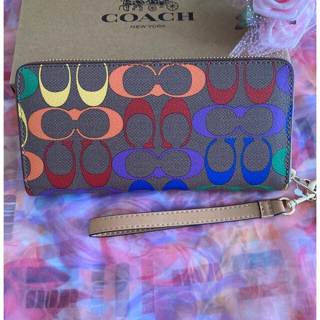 COACH(コーチ)のCOACH 長財布 レインボーC4537 IMMU4＊紙袋付き＊ レディースのファッション小物(財布)の商品写真