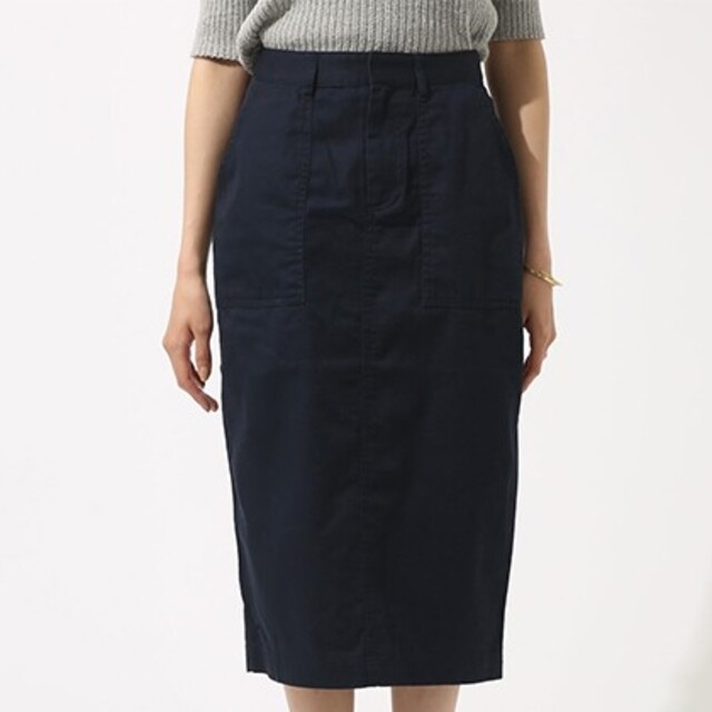AZUL by moussy(アズールバイマウジー)のパッチポケットタイトスカート レディースのスカート(ひざ丈スカート)の商品写真