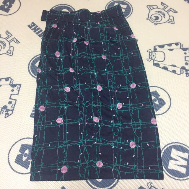 G.V.G.V.(ジーヴィジーヴィ)のgvgv❣️タイトスカート レディースのスカート(ひざ丈スカート)の商品写真
