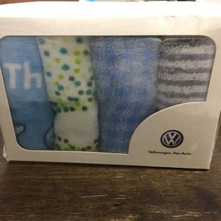 フォルクスワーゲン(Volkswagen)の【新品未開封】フォルクスワーゲン オリジナルハンカチ4枚組(ハンカチ/ポケットチーフ)
