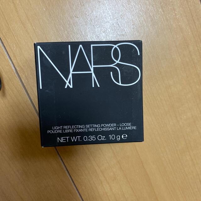 NARS(ナーズ)のパウダー　ルースパウダー コスメ/美容のベースメイク/化粧品(フェイスパウダー)の商品写真