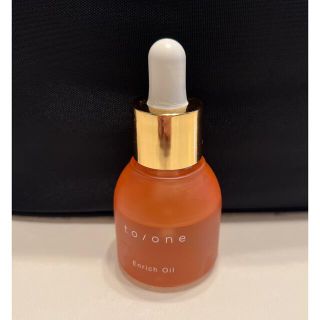 コスメキッチン(Cosme Kitchen)のto/one  トーン　エンリッチオイル（M）美容液　(美容液)