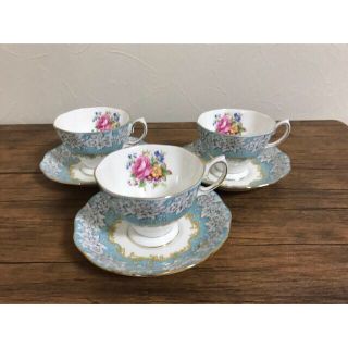 ロイヤルアルバート(ROYAL ALBERT)のカップ　ソーサー(グラス/カップ)