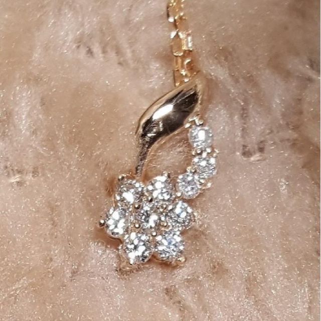 ダイヤモンド ネックレス 18k ペンダント レディース スイート 10 テン
