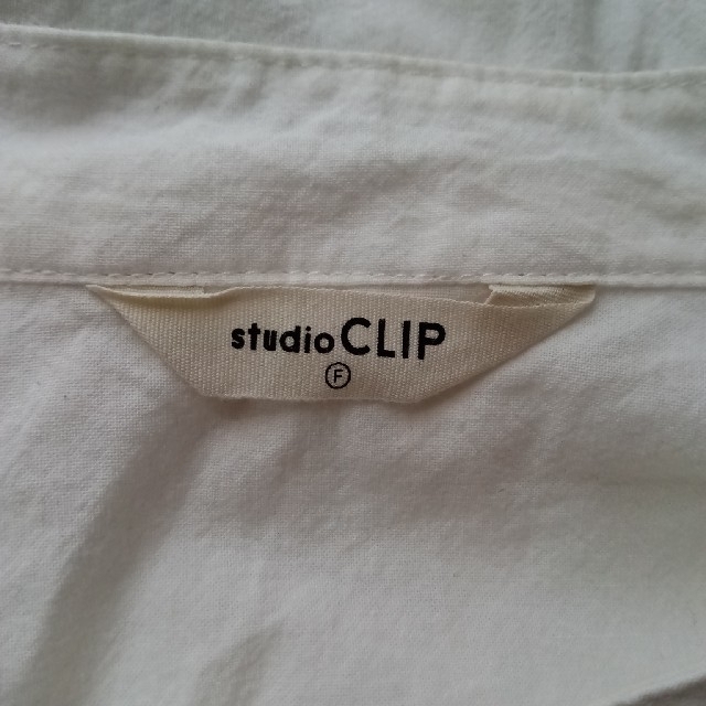 STUDIO CLIP(スタディオクリップ)のstadio CLIP　長袖　シャツ　F　ホワイト レディースのトップス(シャツ/ブラウス(長袖/七分))の商品写真