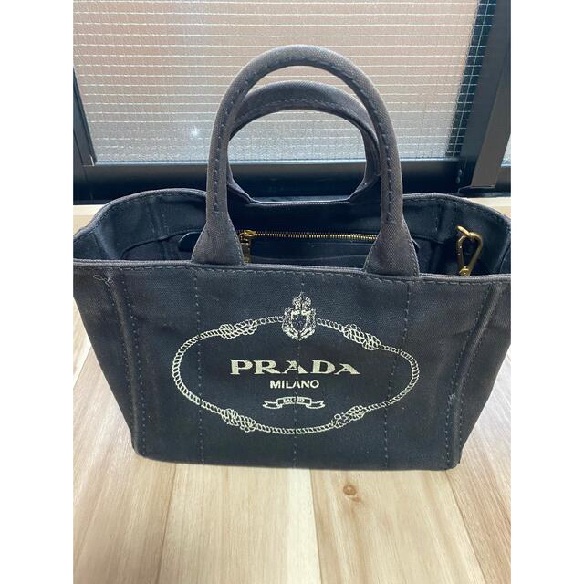 PRADA(プラダ)のPRADAカナパ正規品 レディースのバッグ(トートバッグ)の商品写真