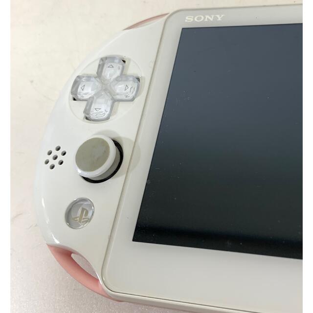 PSvita PCH-2000 本体1台　USEDジャンク品 エンタメ/ホビーのゲームソフト/ゲーム機本体(携帯用ゲーム機本体)の商品写真