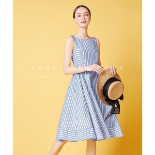 フォクシー(FOXEY) ひざ丈ワンピース(レディース)(ストライプ)の通販