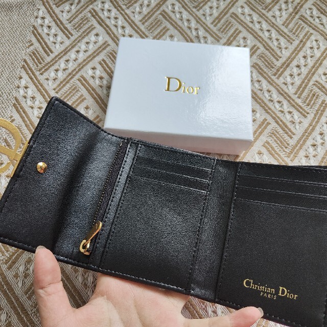 好評高品質 Christian Dior ❤さいふ❤~Dior ディオール 折り財布 小銭入れの通販 by ヒカリ's  shop｜クリスチャンディオールならラクマ