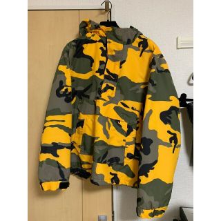 Supreme(ナイロンジャケット ・ イエロー/黄色系)のフリマ Supreme(ナイロンジャケット ・ イエロー/黄色系)のフリマ