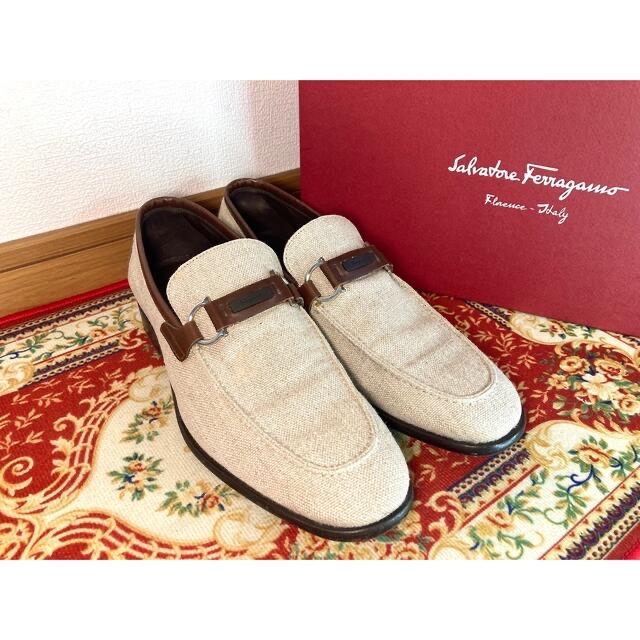 綺麗Ferragamo フェラガモ　ビットローファー ベージュ　UK 6 2/1