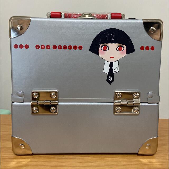 shuuemura美品未使用　シュウウエムラ メイクボックス カールラガーフェルド