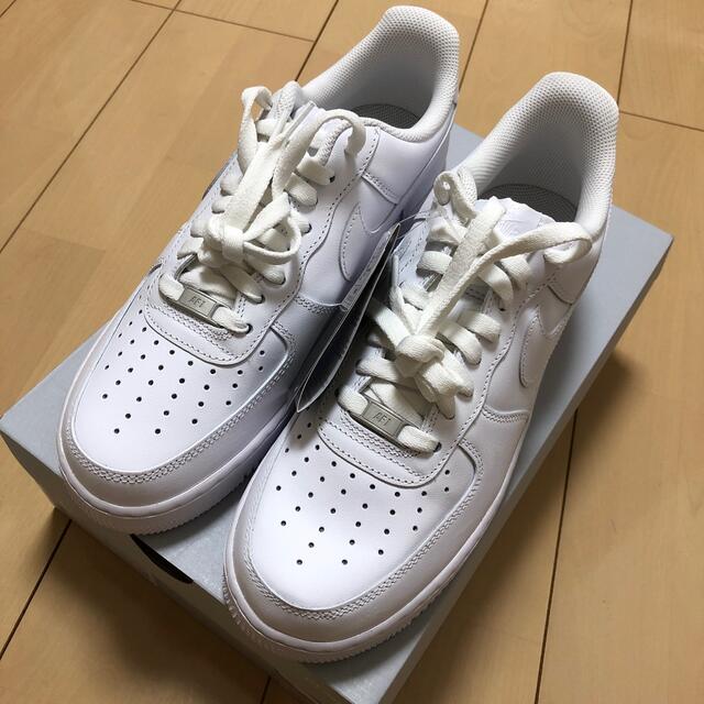 【新品】NIKE エアフォース１ ’07 27.5cm ホワイト/ホワイト