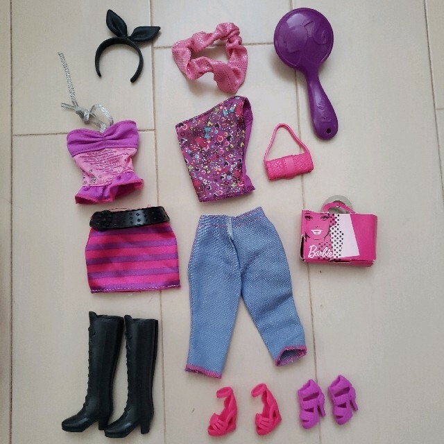 Barbie(バービー)のバービー　ドール&ファッション　バービー展限定セット　バービー人形 キッズ/ベビー/マタニティのおもちゃ(ぬいぐるみ/人形)の商品写真