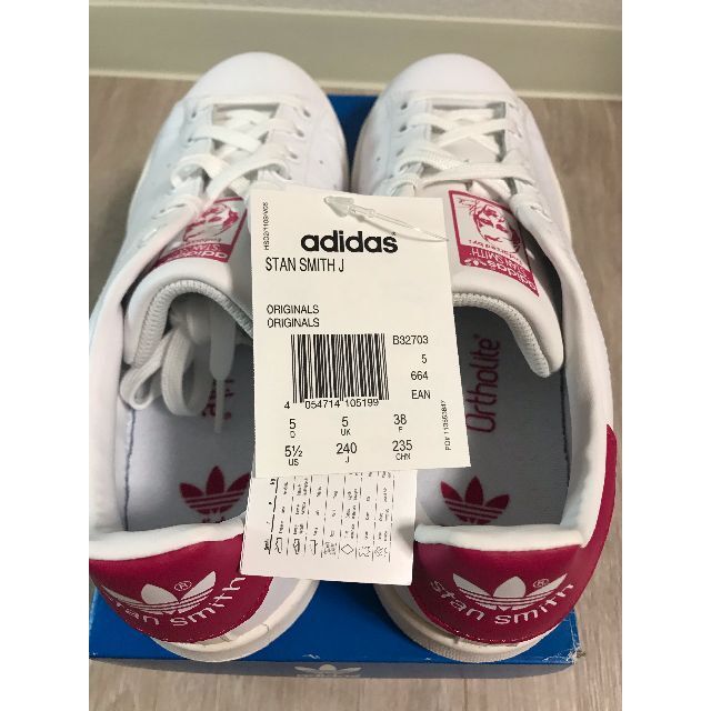 adidas(アディダス)の24㎝☆adidas Stan Smith J B32703☆ホワイト/ピンク レディースの靴/シューズ(スニーカー)の商品写真