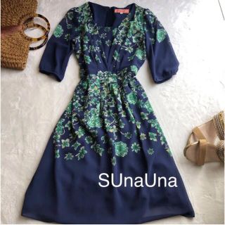 スーナウーナ(SunaUna)の美品❣Sunauna スーナウーナ花柄ワンピース❣ネイビー(ひざ丈ワンピース)