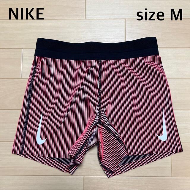 NIKE エアロスイフト ショートパンツ Mサイズ