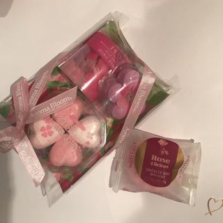 ロクシタン(L'OCCITANE)のロクシタン＆アロマブルーム♡入浴剤セット♡プレゼントに(入浴剤/バスソルト)