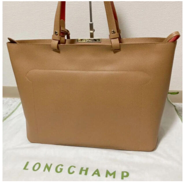 LONGCHAMP(ロンシャン)の未使用品　LONGCHAMP トートバッグ　オールレザー　大容量　A4収納可 レディースのバッグ(トートバッグ)の商品写真