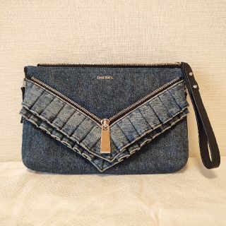 ディーゼル(DIESEL)の美品✨DIESEL ディーゼル　クラッチバッグ デニム フリル 激レア品(クラッチバッグ)