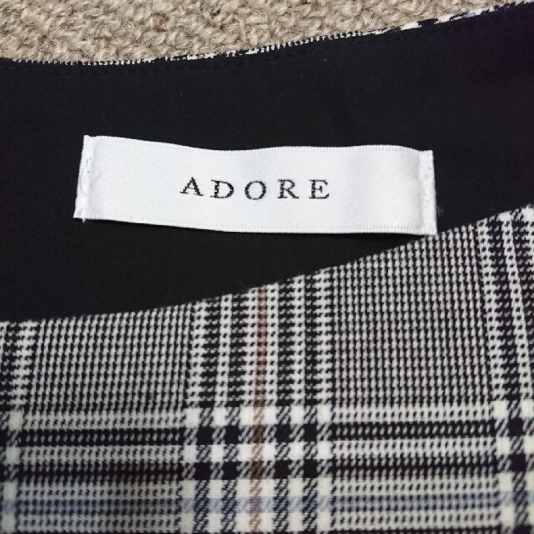 ADORE⭐トップス  38  フレンチスリーブ