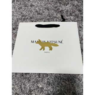 メゾンキツネ(MAISON KITSUNE')のメゾンキツネ　ショッパー　30×25×10 (ヨコ×タテ×底)(ショップ袋)