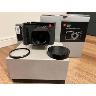 ライカ(LEICA)のライカQ（ type116）純正ハンドグリップ付き(ミラーレス一眼)