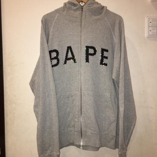 A BATHING APE(アベイシングエイプ)のアベイシングエイプ　レアABATHING APEラインストーン　ジップパーカー メンズのトップス(パーカー)の商品写真