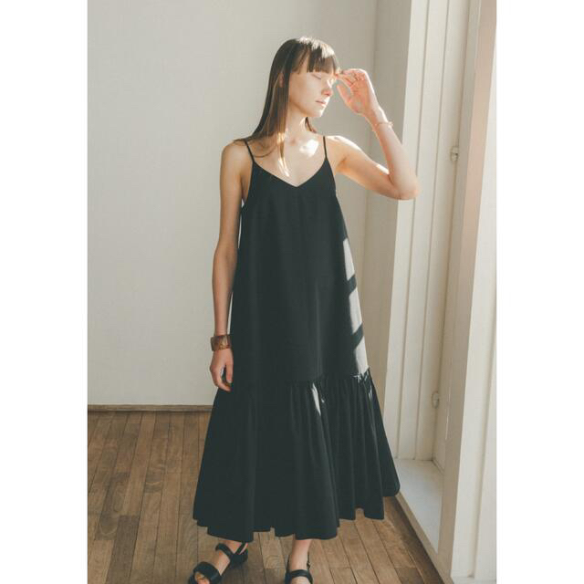 CLANE(クラネ)のクラネ VOLUME GATHER CAMISOLE DRESS レディースのワンピース(ロングワンピース/マキシワンピース)の商品写真