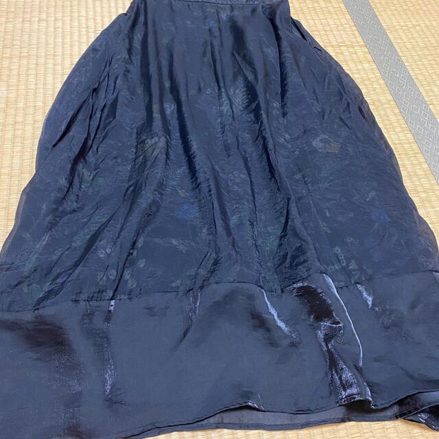 MURUA(ムルーア)のムルーア　MURUA シースルー　フラワープリントスカート レディースのスカート(ロングスカート)の商品写真