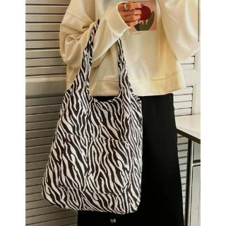 SHEIN ゼブラ柄トートバッグ(トートバッグ)