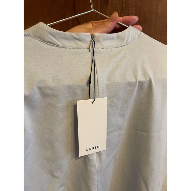 lohen カットソー レディースのトップス(Tシャツ(半袖/袖なし))の商品写真