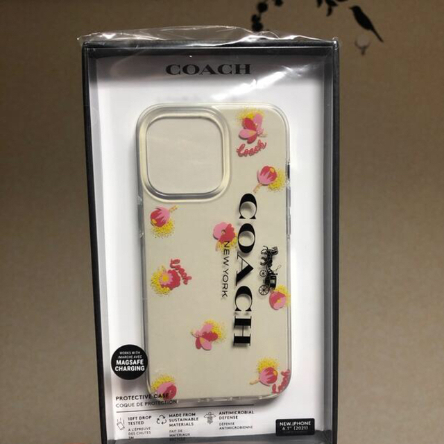 COACH(コーチ)のCOACH iPhone13pro　クリア＆花柄🌺 確実正規品　新品未開封 スマホ/家電/カメラのスマホアクセサリー(iPhoneケース)の商品写真