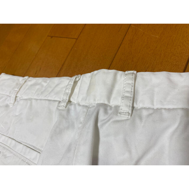 UNIQLO(ユニクロ)のユニクロ ショートパンツ メンズ M ハーフパンツ チノ ホワイト メンズのパンツ(ショートパンツ)の商品写真