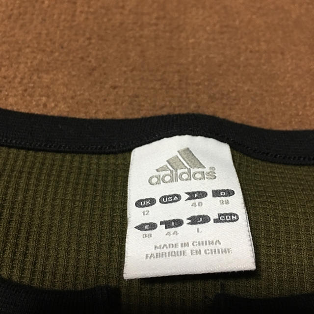 adidas(アディダス)のアディダス ロンＴ レディースのトップス(Tシャツ(長袖/七分))の商品写真