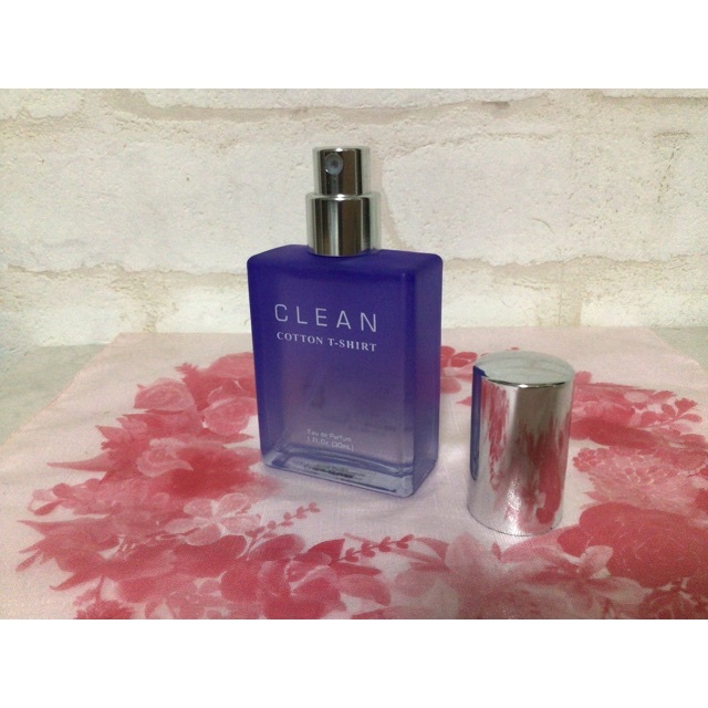 CLEAN(クリーン)のCLEAN  クリーン　コットンTシャツ　オードパルファム　30ml コスメ/美容の香水(ユニセックス)の商品写真