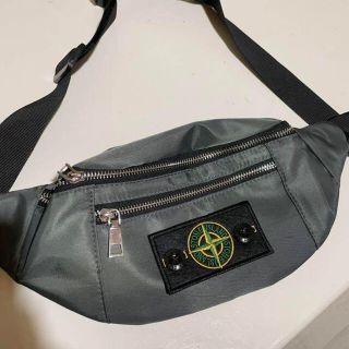 ストーンアイランド(STONE ISLAND)のSTONE ISLAND ショルダーバッグ　ボディーバッグ　(ショルダーバッグ)