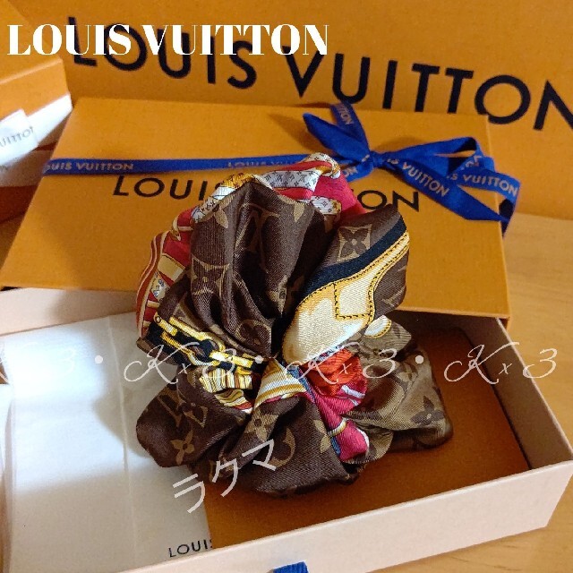 LOUIS VUITTON(ルイヴィトン)のLOUIS VUITTON シュシュ / トロシュー レディースのヘアアクセサリー(ヘアゴム/シュシュ)の商品写真