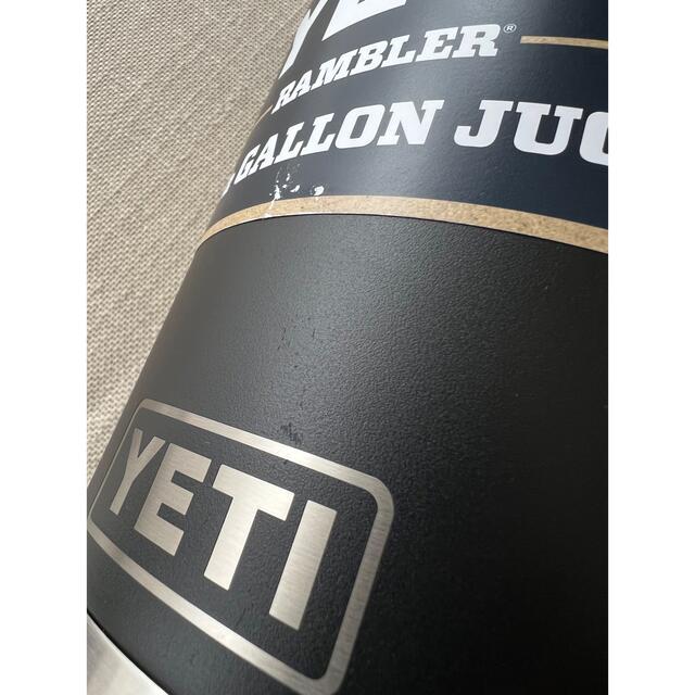 新品未使用イエティ ジャグYETI Half Gallon Jug ※訳あり スポーツ/アウトドアのアウトドア(調理器具)の商品写真