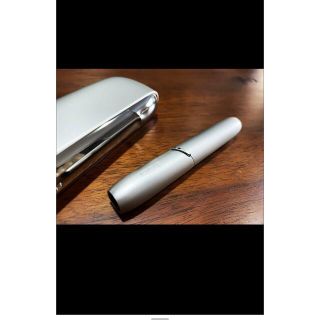 アイコス(IQOS)のiQOS 3 DUO ムーンシルバー限定色　(タバコグッズ)