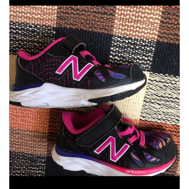 New Balance(ニューバランス)のnew balanceスニーカー14.5 キッズ/ベビー/マタニティのベビー靴/シューズ(~14cm)(スニーカー)の商品写真