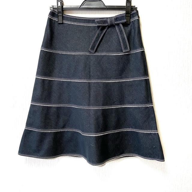 M'S GRACY - エムズグレイシー スカート サイズ38 M -の通販 by ブラン 正規品! エムズグレイシー Tシャツ 40 夏 黒 刺繍 リボン ドールモチーフ DMW Tシャツ/カットソー(半袖/袖なし)