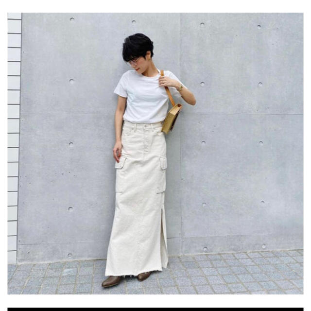 Spick & Span(スピックアンドスパン)のspick&span 5 1/2 CARGO-LINE DENIM SKIRT  レディースのスカート(ロングスカート)の商品写真