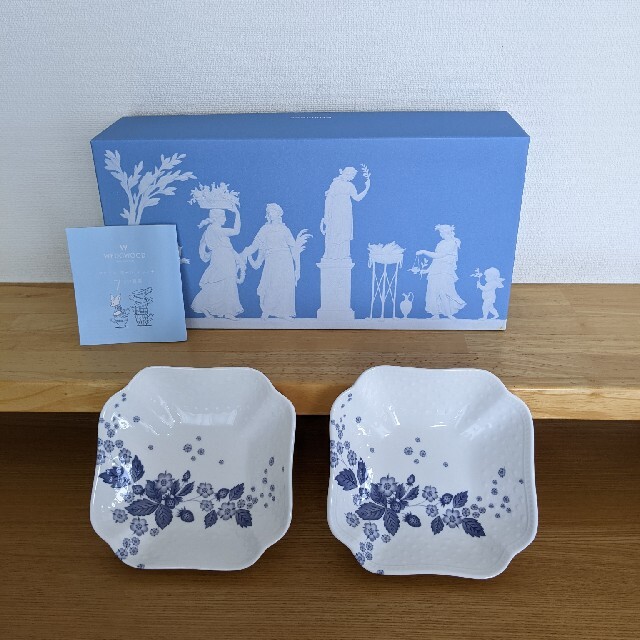 WEDGWOOD(ウェッジウッド)の[新品] ウェッジウッド　皿　2枚組 インテリア/住まい/日用品のキッチン/食器(食器)の商品写真