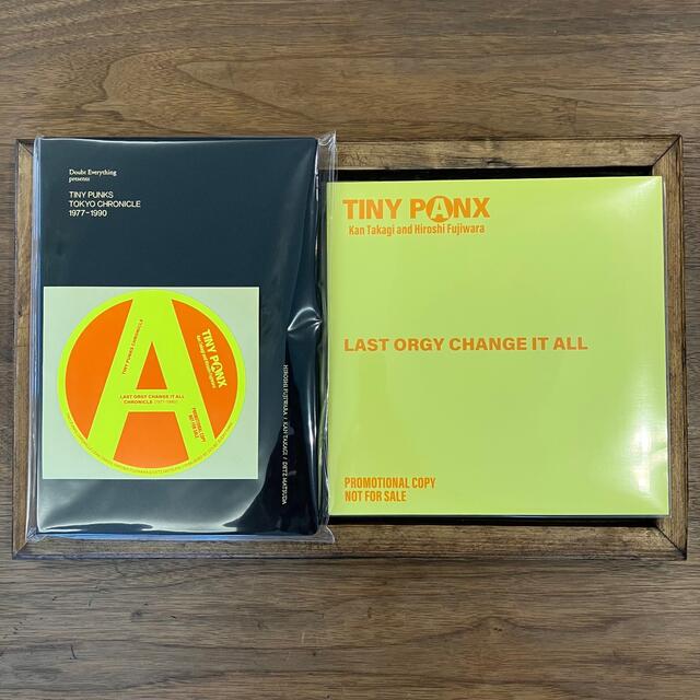 TINY PANX +1 1977-1990 TOKYO CHRONICLE以上3点のセットです