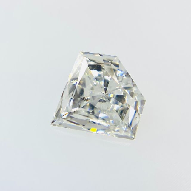 2022年春の ダイヤモンド！変形ファンシーカット！ Eカラー SI1/0.396