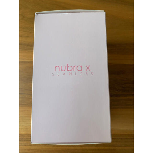 正規品ヌーブラ　シームレス　モカ　Eサイズ レディースの下着/アンダーウェア(ヌーブラ)の商品写真