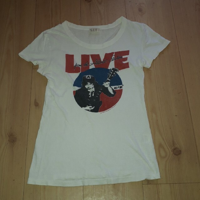 SLY(スライ)のSLY❇️LIVE Tシャツ レディースのトップス(Tシャツ(半袖/袖なし))の商品写真